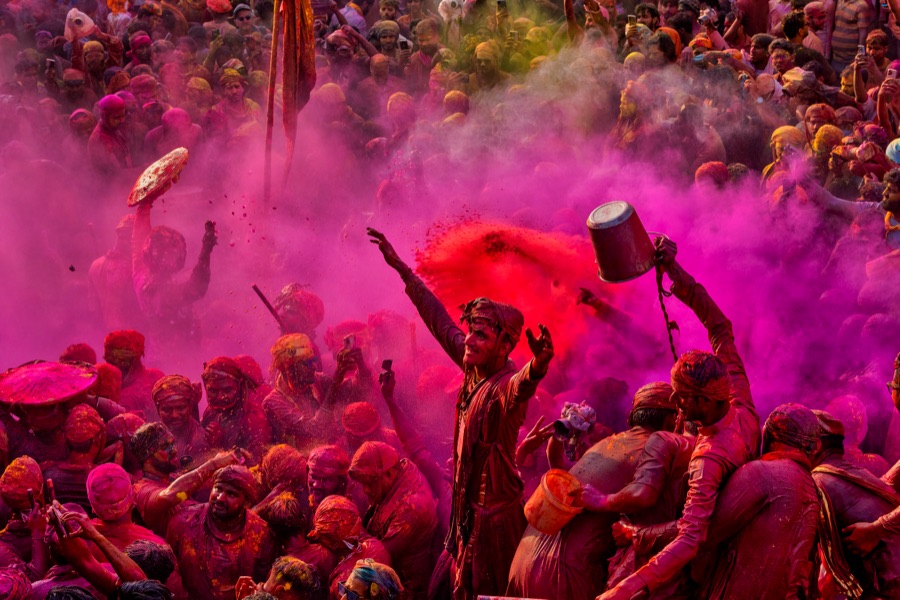 Azim Khan Ronnie (Kingersheim, France) - Celebrating the festival of colors